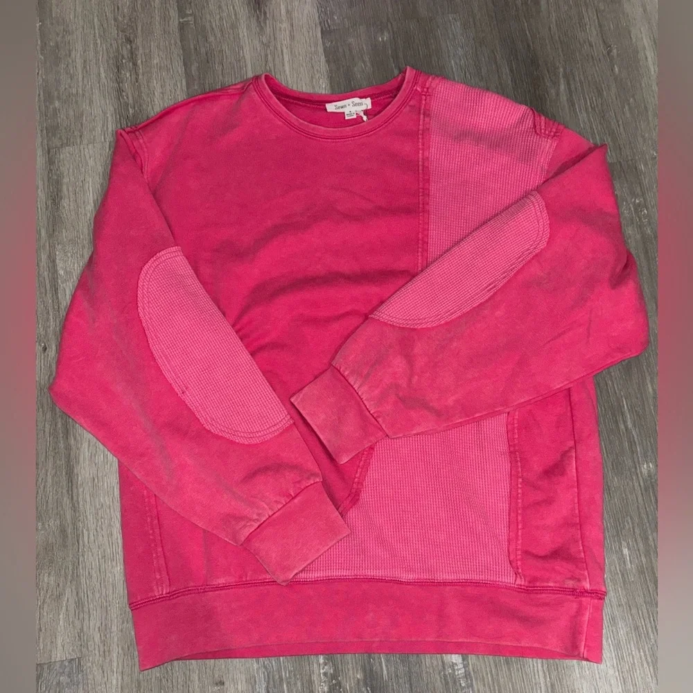 Sweater - Picture 1 of 6